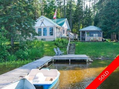 Beaver Lake Cottage for sale: Kearney 