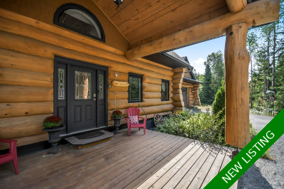 Custom Muskoka Scandinavian Full Hand Scribe Log Home for Sale