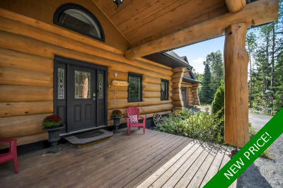 Custom Muskoka Scandinavian Full Hand Scribe Log Home for Sale
