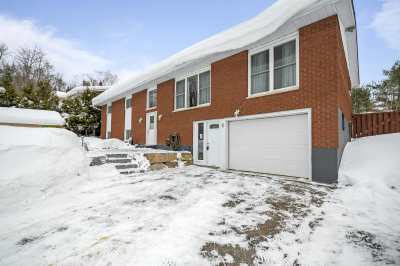 Solid family home just listed in South River under $550K