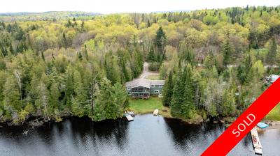 4 Season cottage / home for sale - 15 minutes to Huntsville Ontario