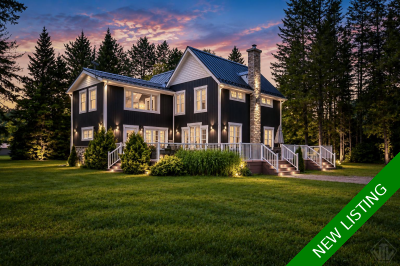 Fully renovated farmhouse on 5 acres for sale near Huntsville